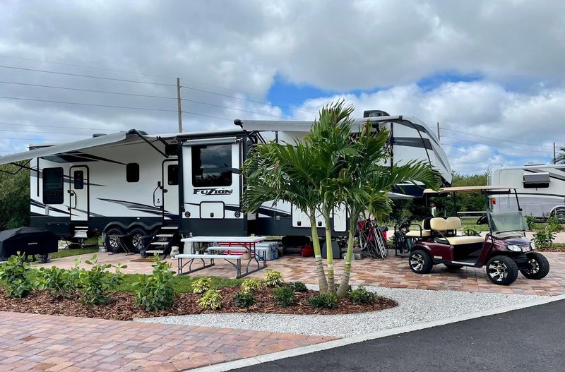 Keylime Bay RV Resort (Tampa)