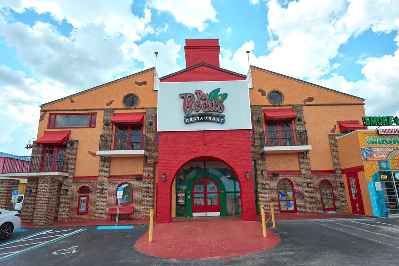 Dos Bocas Restaurant