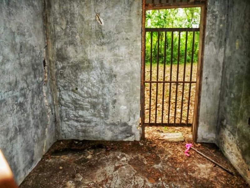 The Booking Room Where Records Ended