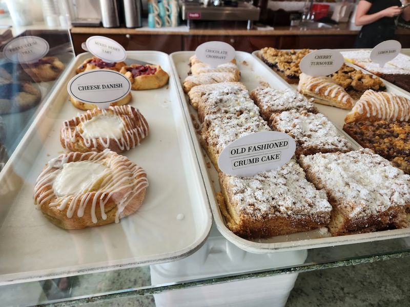 The Upper Crust Cafe & Bakery