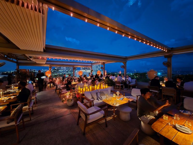 Level 6 Rooftop (Miami)