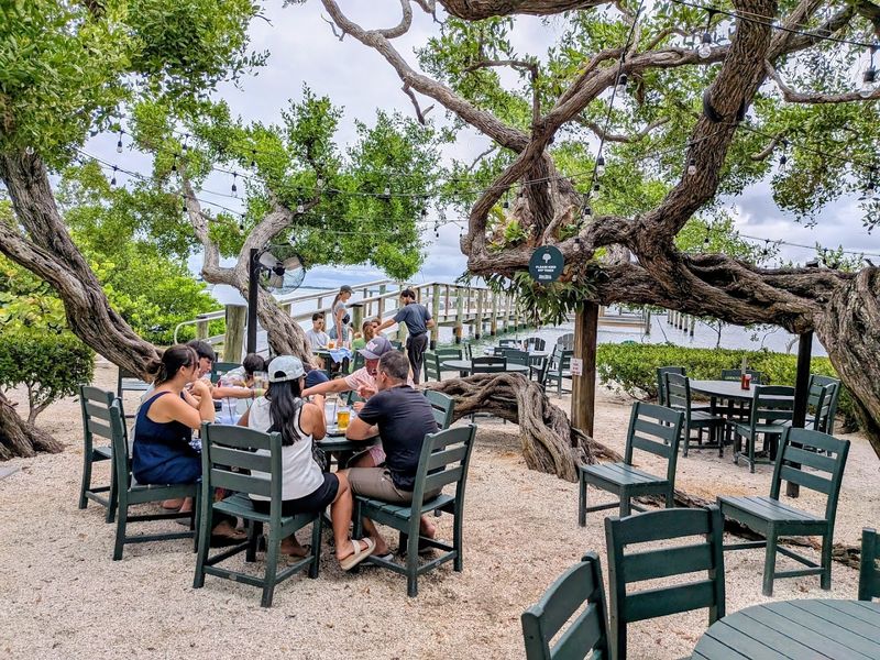 Mar Vista Dockside Restaurant & Pub (Longboat Key)