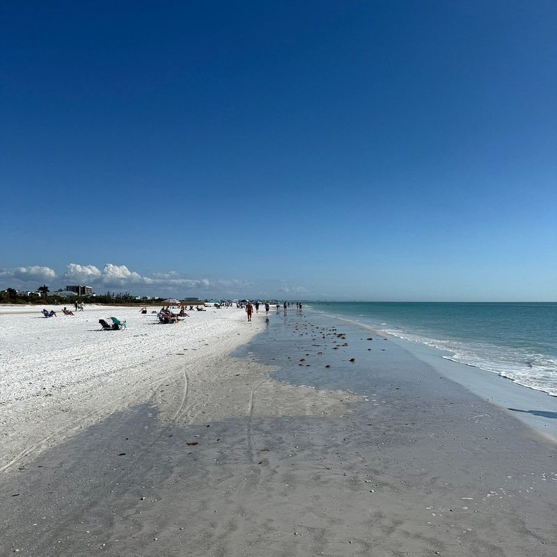 Mild winter weather for outdoor-heavy itineraries