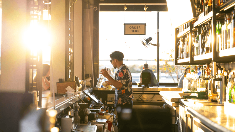 Restaurants and Bars Right Along the Water