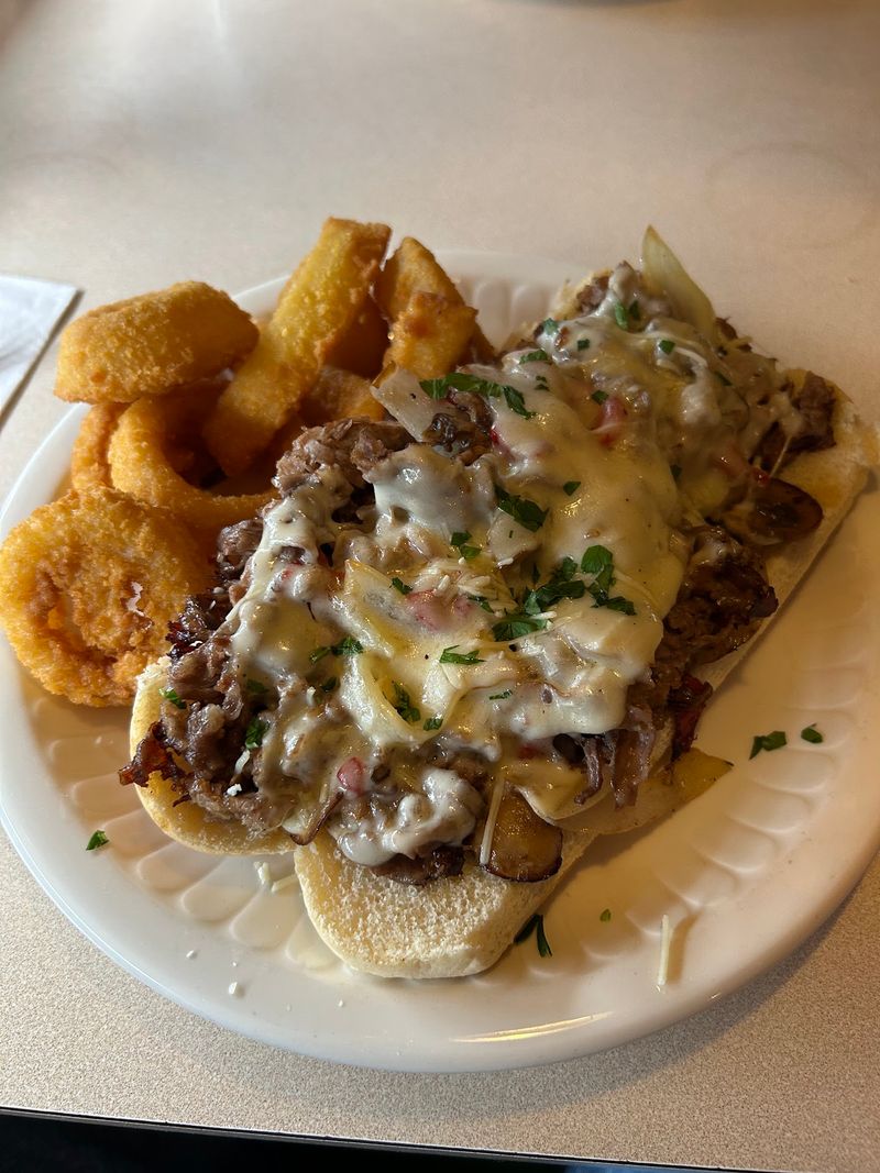 Red Wing Restaurant (Groveland)