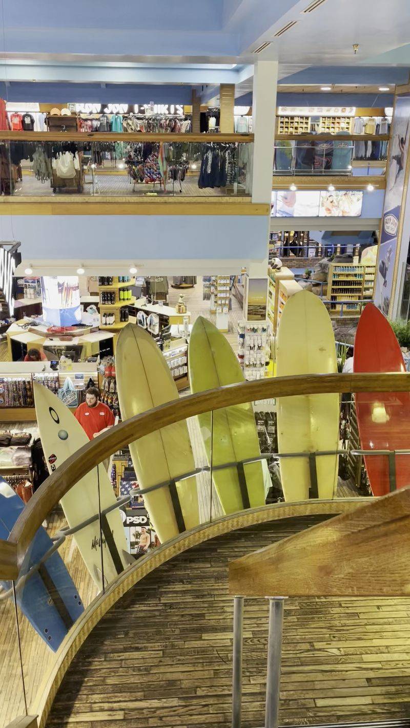 Ron Jon Surf Shop (Cocoa Beach)
