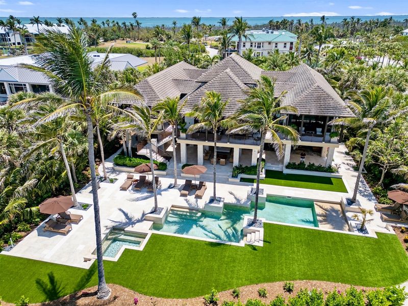 Award-Winning Architecture That Stuns From First Glance