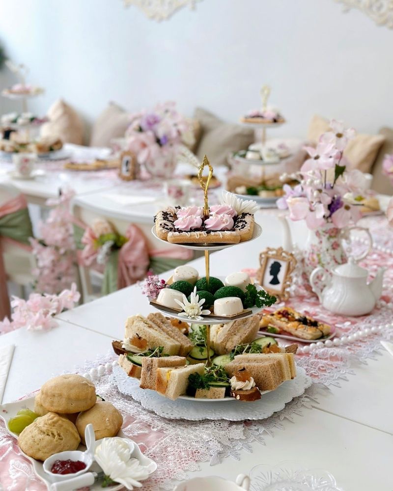 Charming British-Inspired Decor