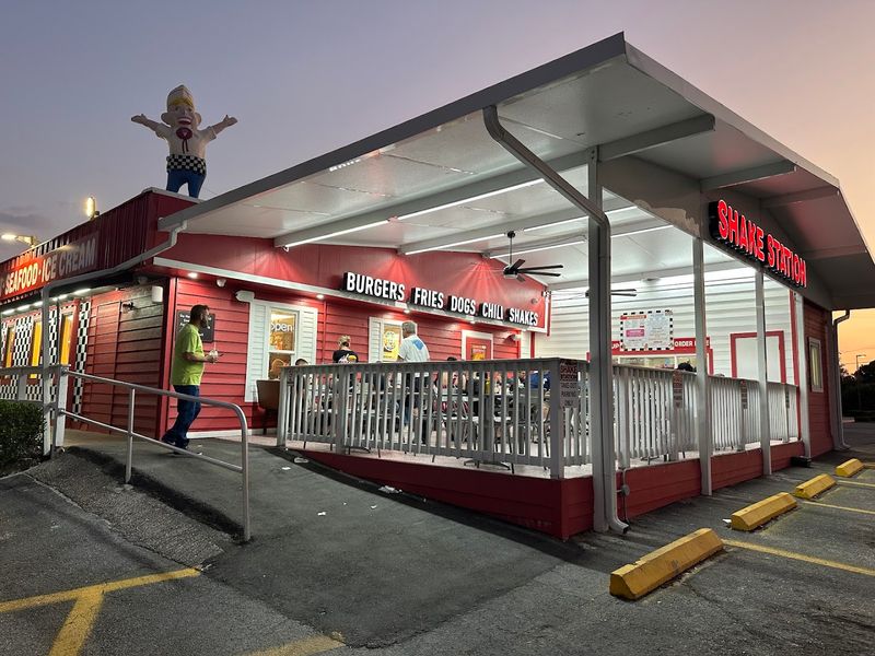Shake Station (Ellenton)