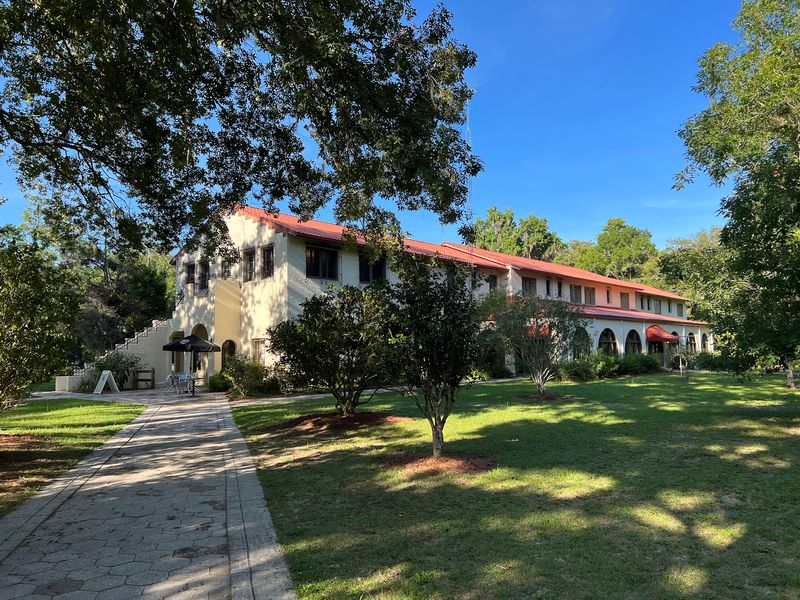Wakulla Springs: Hollywood History in the Swamp