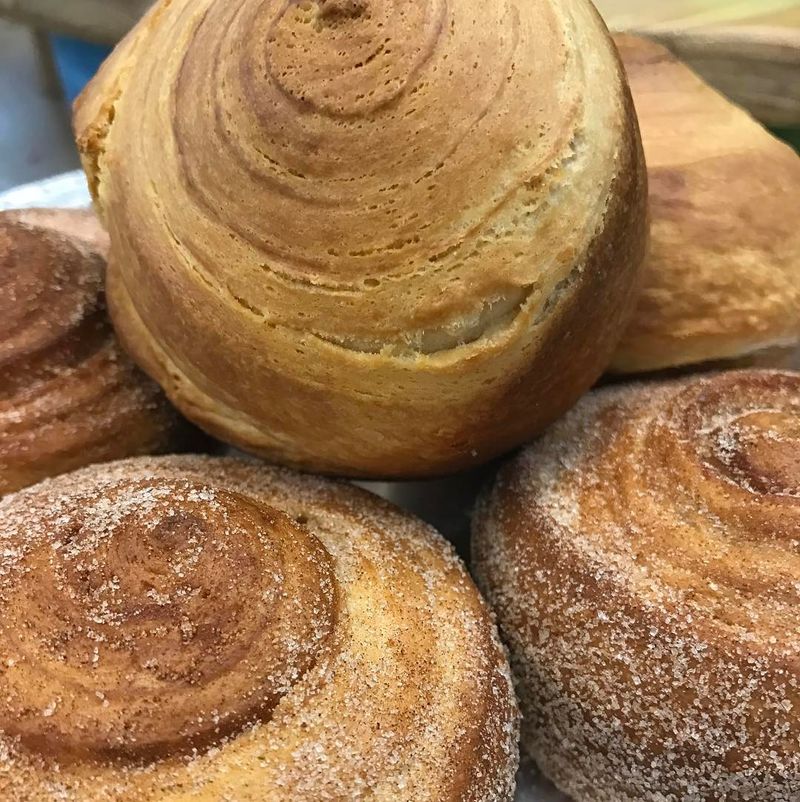 Cinotti's Bakery