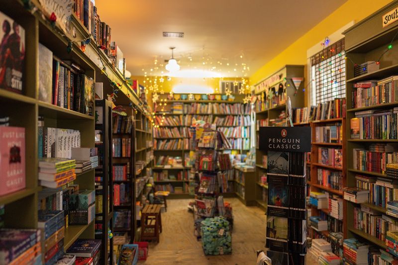 Sundog Books (Seaside)