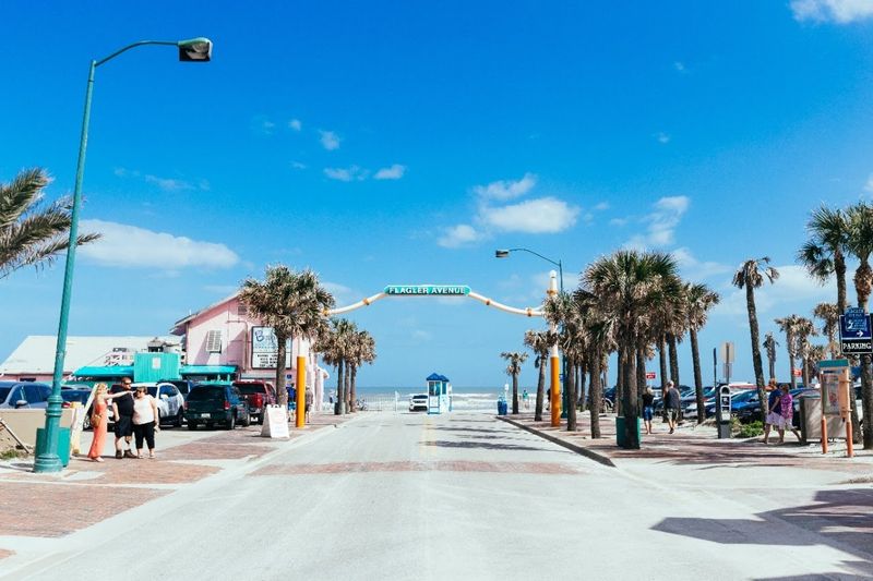 New Smyrna Beach: Waves, Art, and Wide Sand