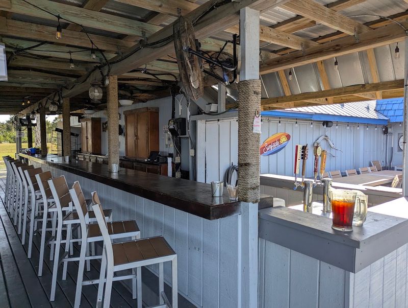 Peck's Old Port Cove (Crystal River)