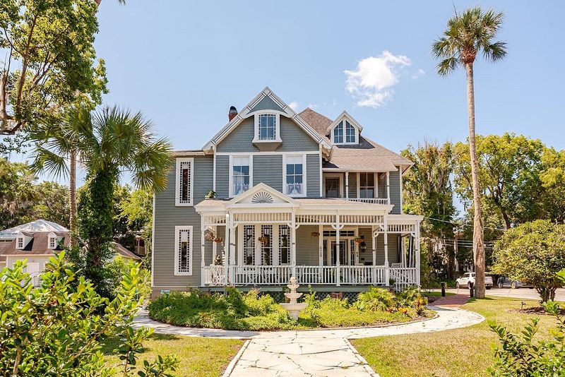 Authentic Florida Living Away From Tourist Traps