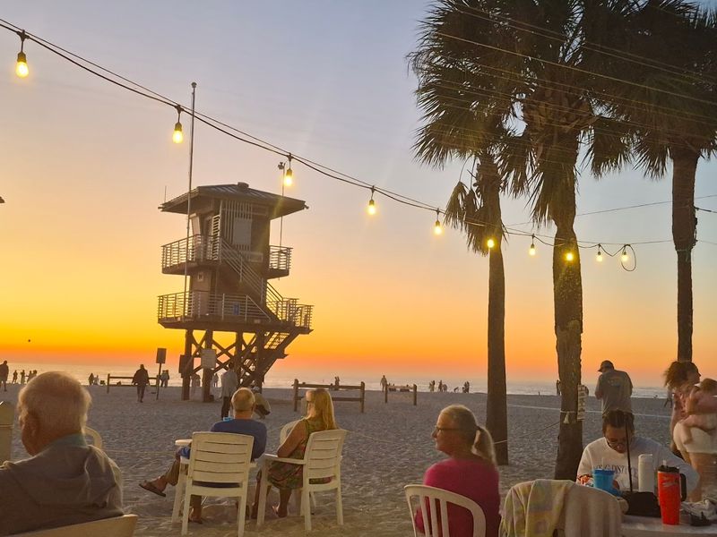 Anna Maria Island Beach Café – Holmes Beach