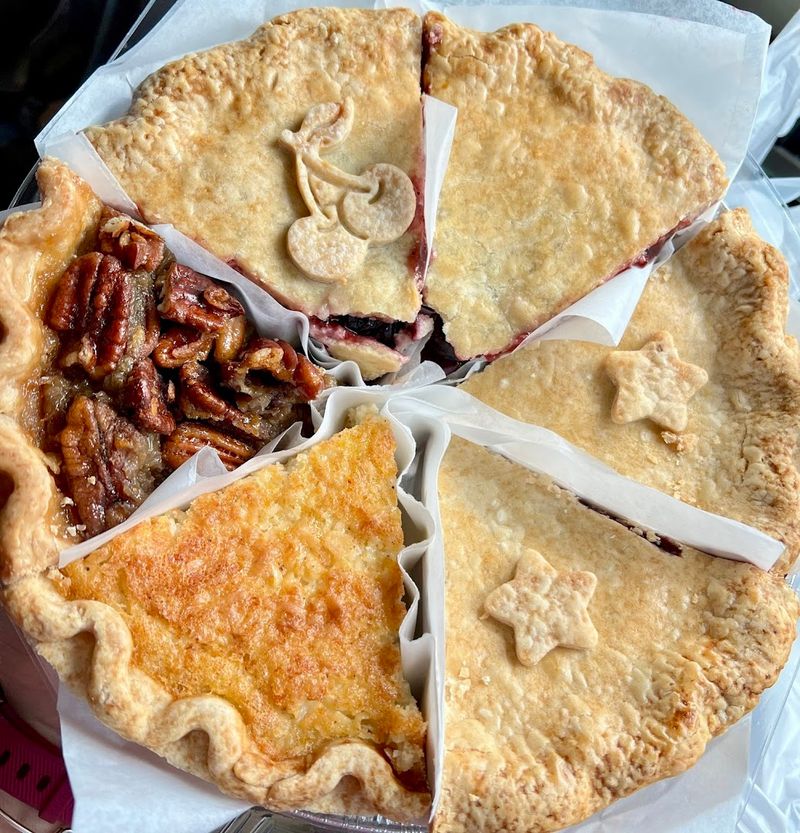 Strawberry Rhubarb That Northerners and Floridians Both Love