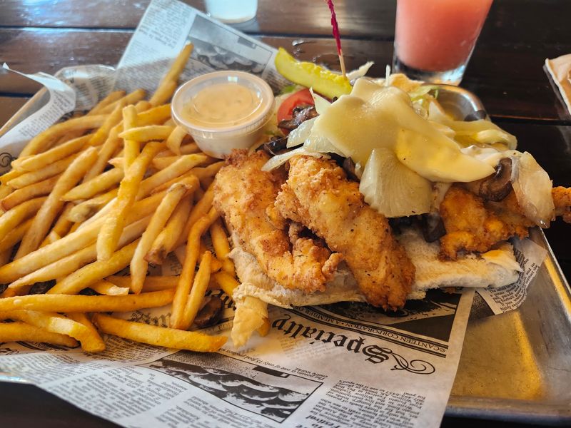 Hogfish Bar & Grill (Stock Island)
