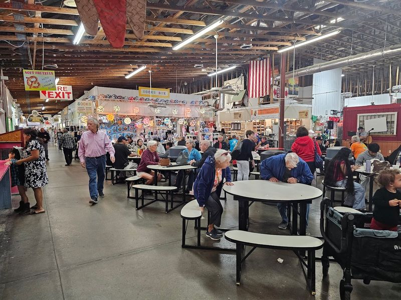 Red Barn Flea Market (Bradenton)