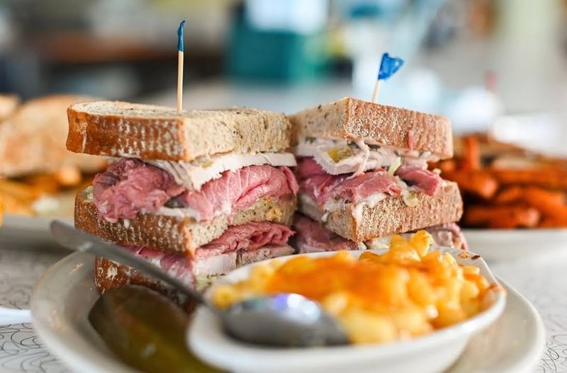 Howley's Restaurant (West Palm Beach)