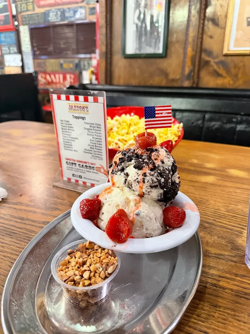Homemade Ice Cream That Puts Chains to Shame