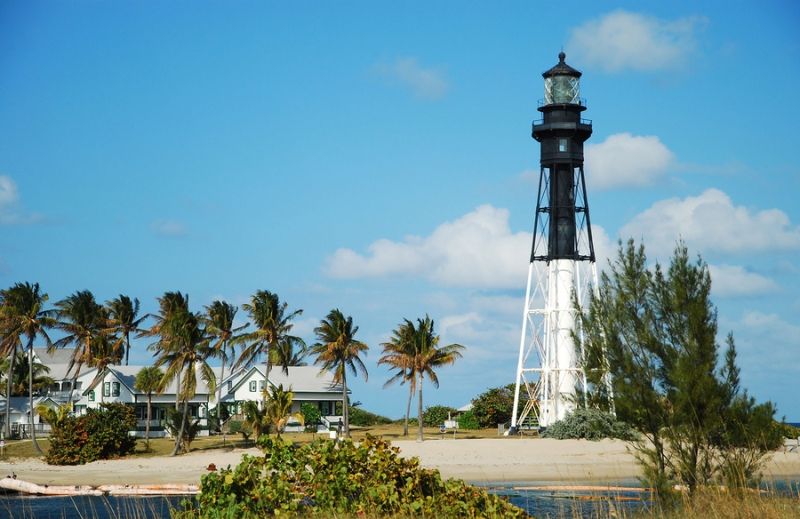Hillsboro Inlet Lighthouse (Pompano Beach area)