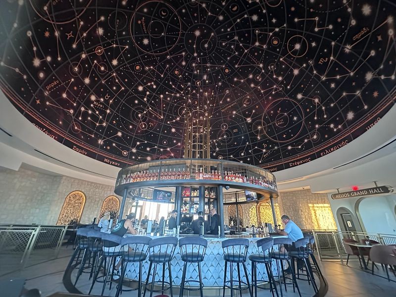 Bar Helios