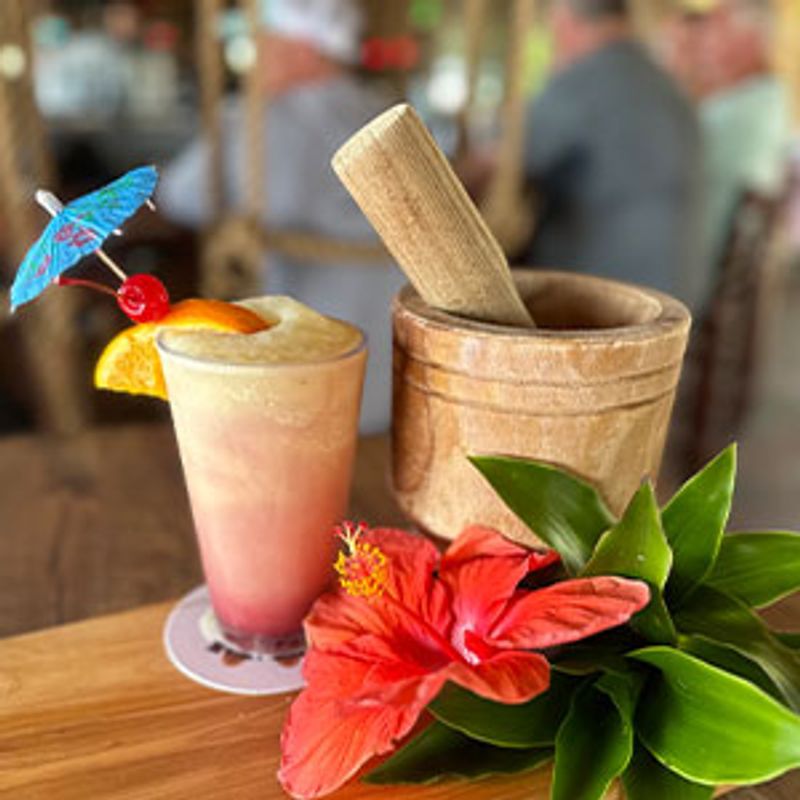 Tropical Drinks That Match the Island Mood Perfectly