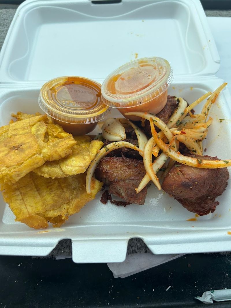 Le Basilic Restaurant and Bakery (Lake Worth)