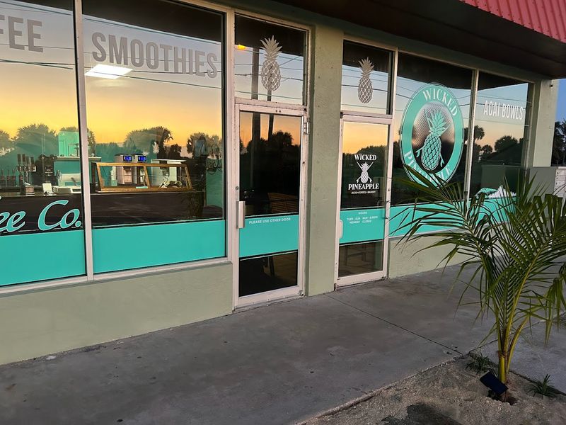 The Wicked Pineapple – Satellite Beach