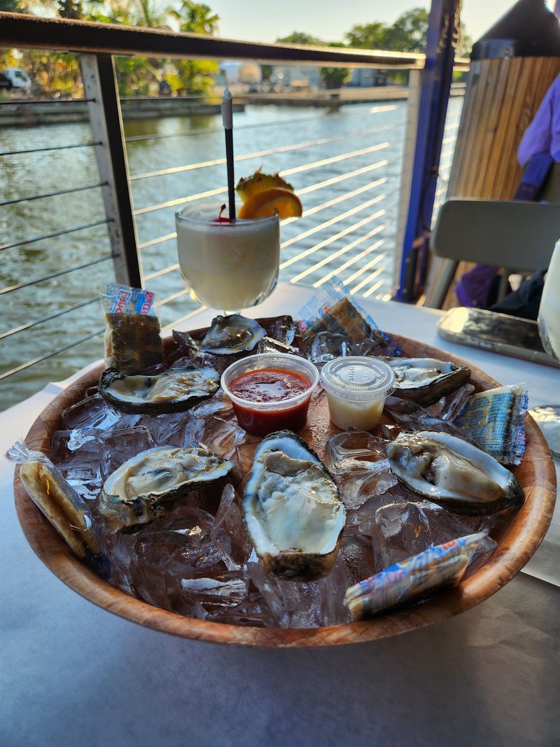 The Rustic Inn Crabhouse Experience