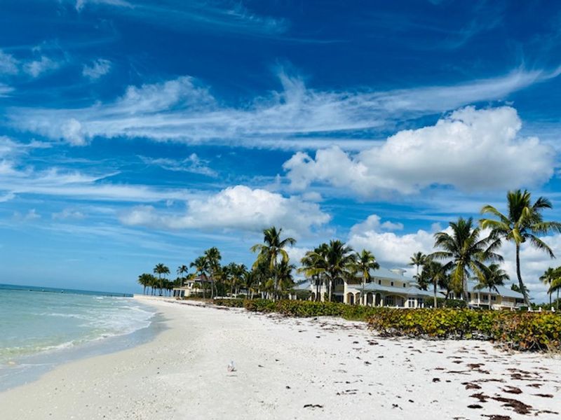 Naples Beach (Naples)