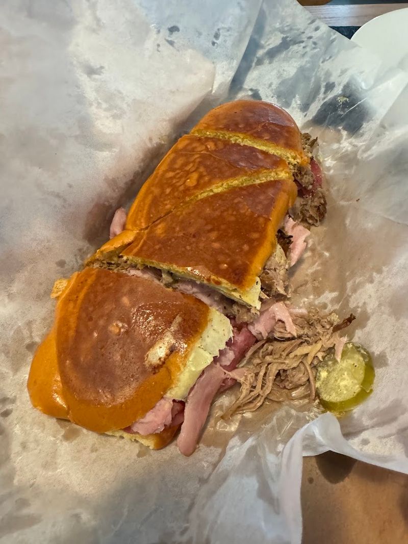 La Segunda Bakery and Cafe