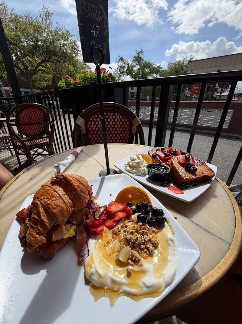 Rosallie Le French Café: A Little Slice of Paris in Central Florida