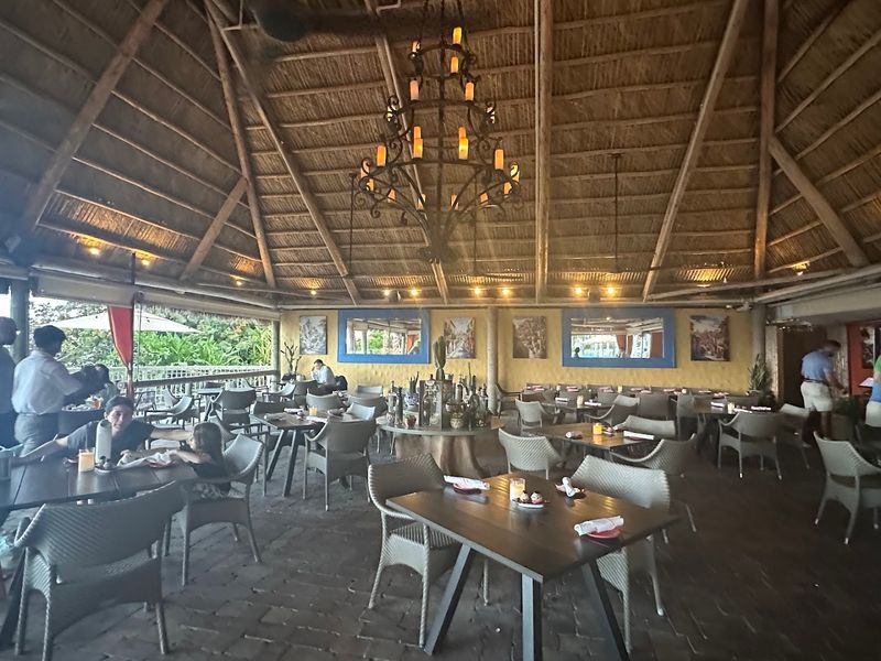 Cantina Beach (Ritz-Carlton) – Key Biscayne