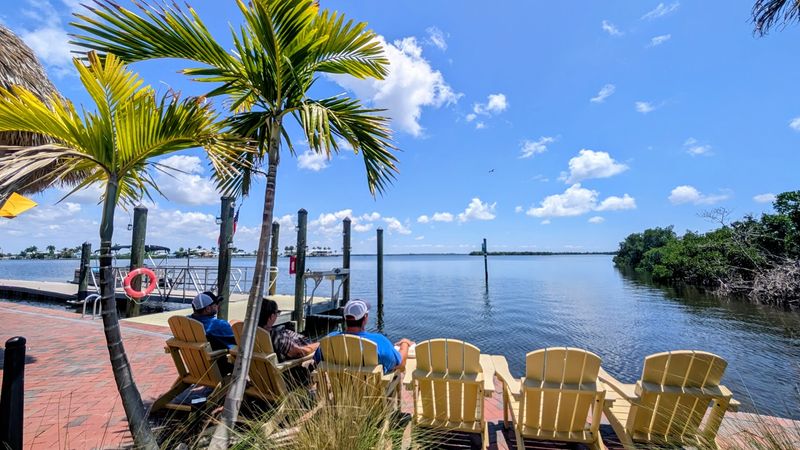 Yucatan Waterfront Bar & Grill (Matlacha)