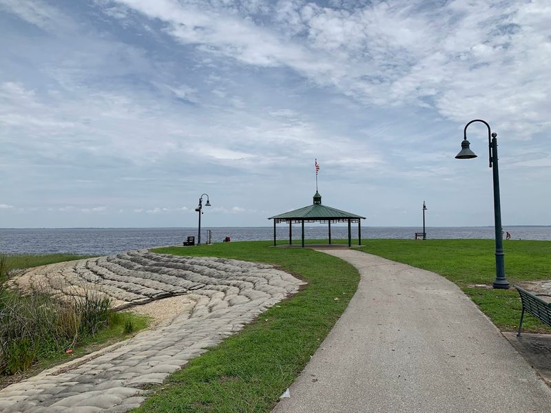 Lakefront Park (St. Cloud)