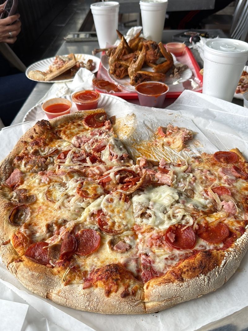 Casola's Pizzeria & Sub Shop (Miami)