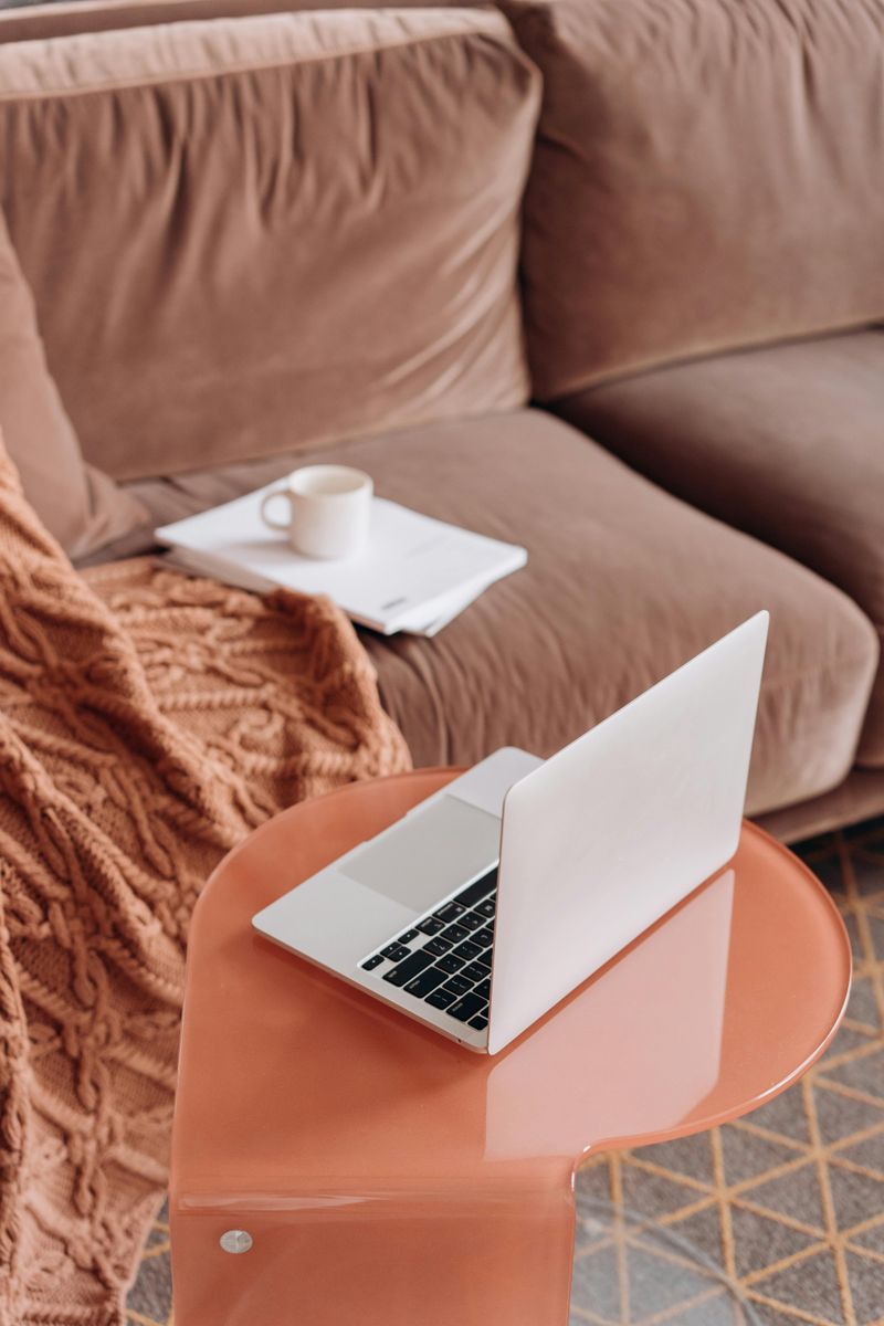 Minimalist Tech Use