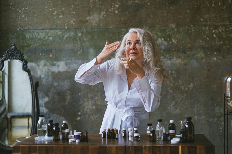 11 Daily Habits of People With Great Skin