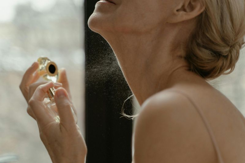 Subtle Scent Presence