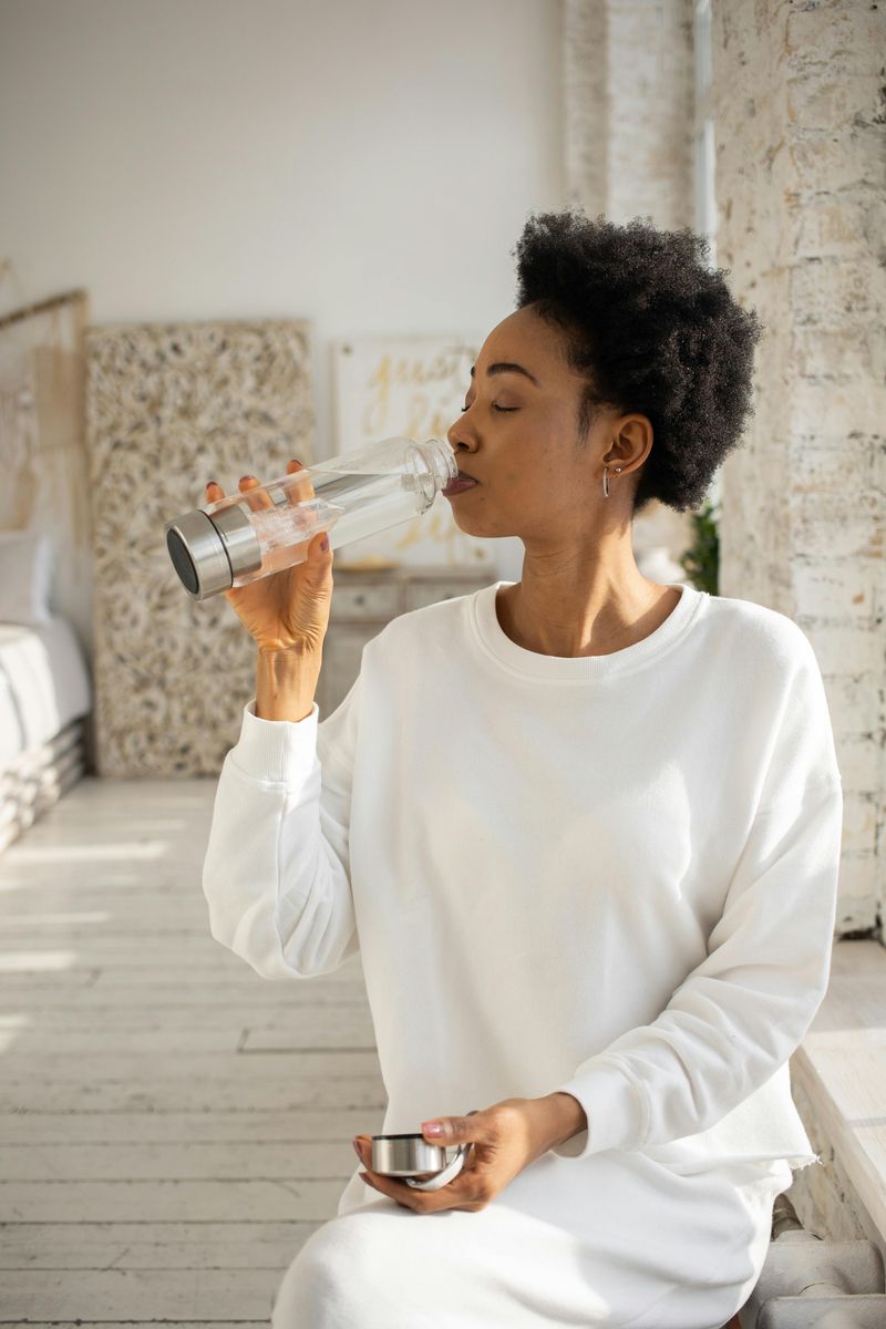 Start the Day With a Glass of Water