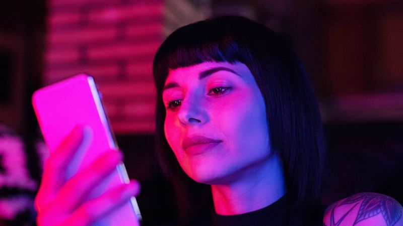 She Removes You From Her Social Media Highlights