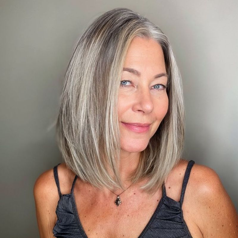Classic Blunt Lob with Center Part