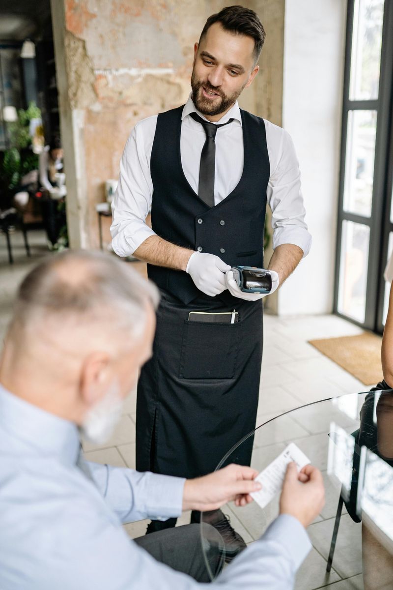Avoiding tipping when it's customary