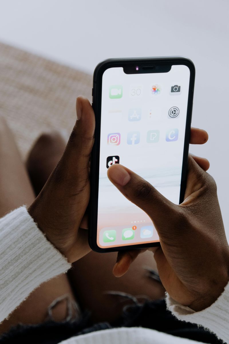Scroll Social Media Endlessly