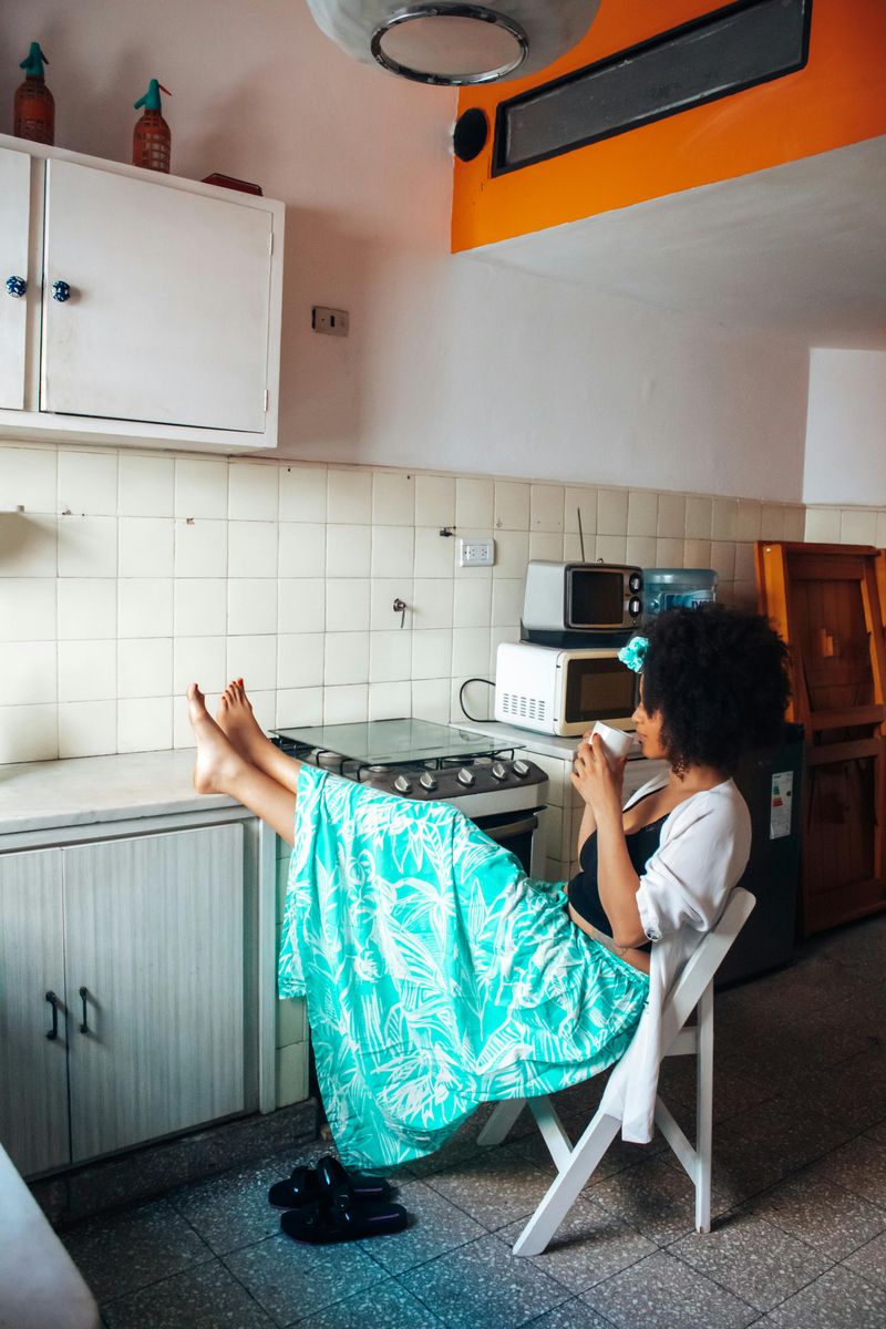 I started doing a “no-spend reset” for 2–3 days a week.