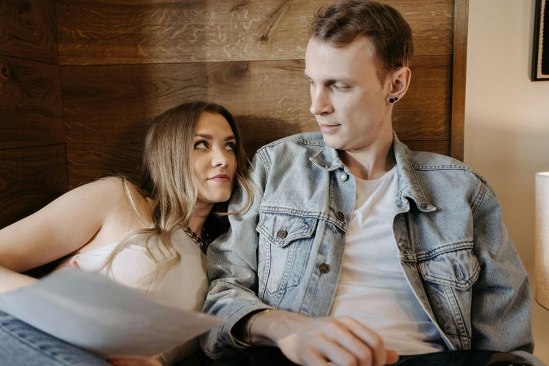 10 Signs You're Dating an Introvert (And Why They Make Great Partners)