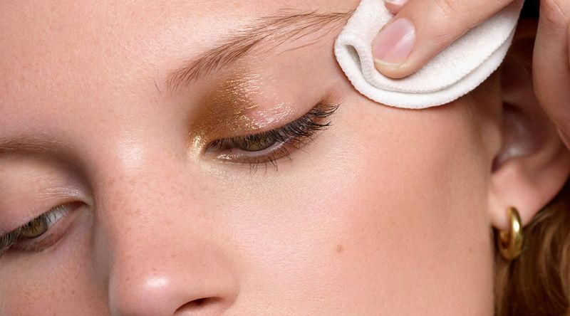 Sleeping with Makeup On