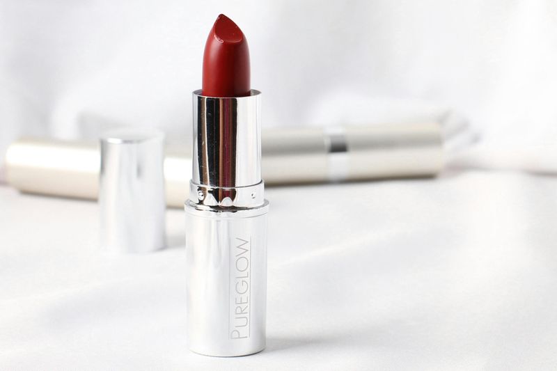 Use Red Lipstick as a Color Corrector